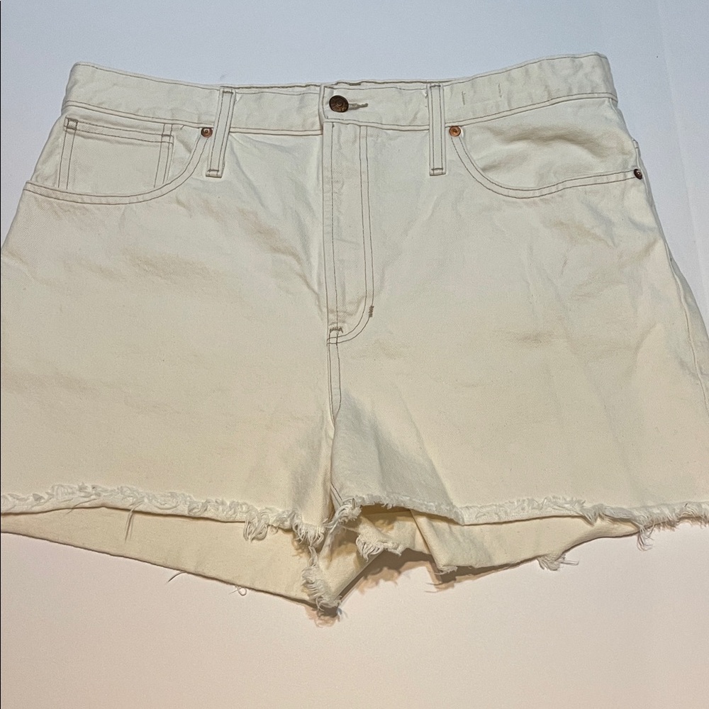 Madewell Cream Colored “The perfect jean shorts”